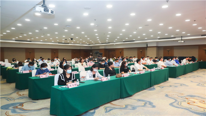 <b>“携手向未来、责任勇担当”2022新时代·中国商界社会责任论坛在京举办</b>